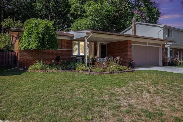 12501 Mair Drive, Sterling Heights, MI 48313