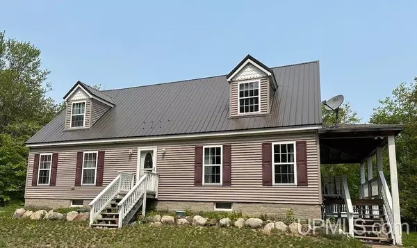 14165 N Josie Avenue, Grand Marais, MI 49839
