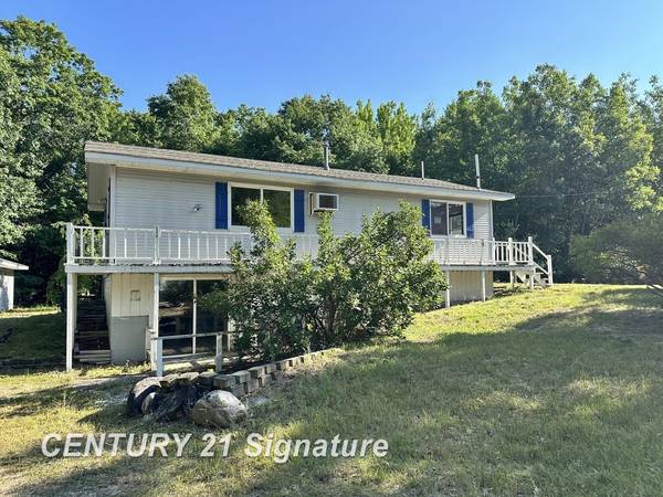 2901 E Rose City Road, Lupton, MI 48635