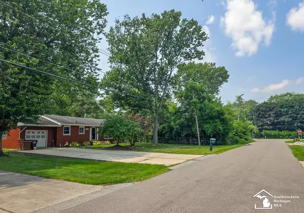 Monroe, MI 48161,5311 Aimy Drive