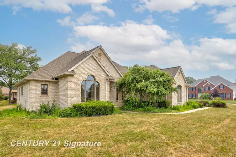 3820 Prairie Creek Lane, Saginaw, MI 48603