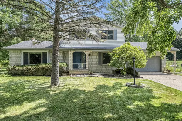 8247 Manchester Drive, Grand Blanc, MI 48439