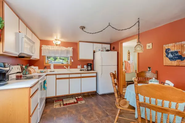 Houghton Lake, MI 48629,104 Hawk Street