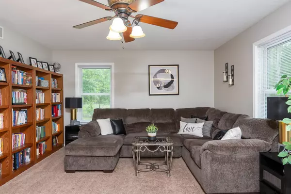 Sanford, MI 48657,5294 N Water Road