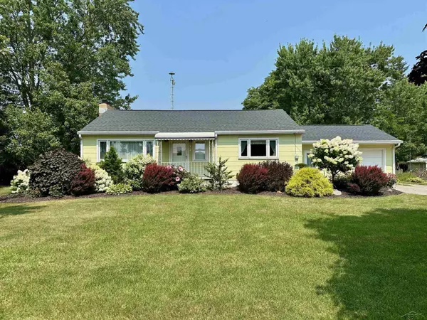 12490 W Brady Road, Chesaning, MI 48616