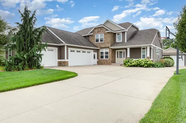 8311 Summer Ridge Drive, Freeland, MI 48623