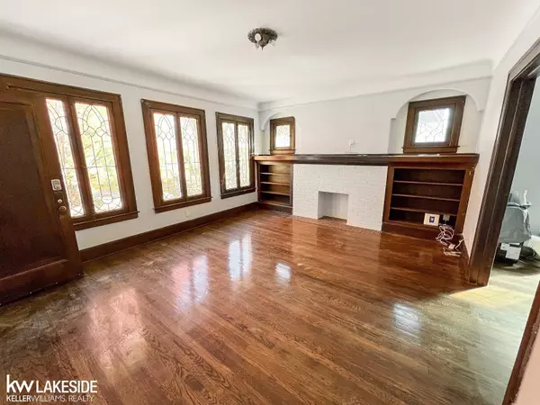Grosse Pointe, MI 48230,645 Neff Road