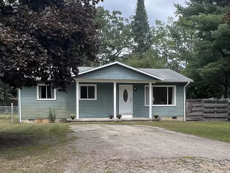 477 Vernon Street, Gladwin, MI 48624