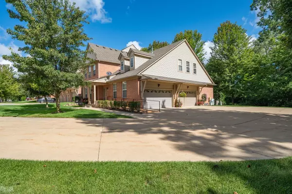 Shelby Twp, MI 48316,5167 Parsley Drive