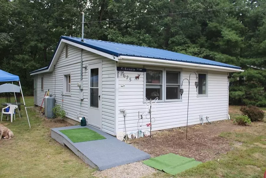 2625 Ivan Street, Harrison, MI 48625