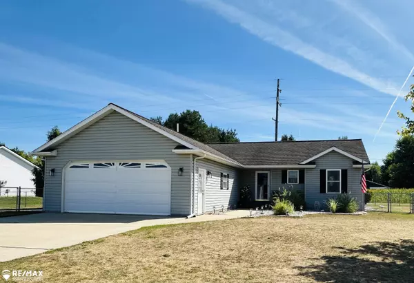 Gladwin, MI 48624,908 Pheasant Run