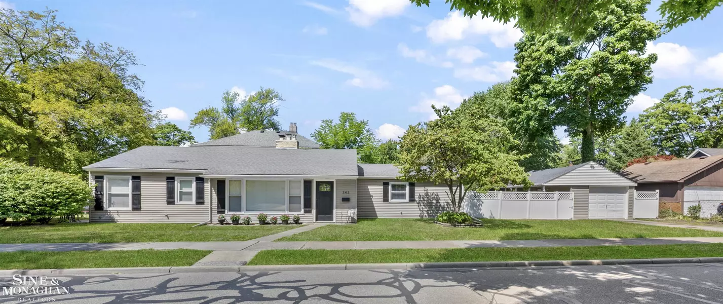 343 Beaupre Avenue, Grosse Pointe Farms, MI 48236