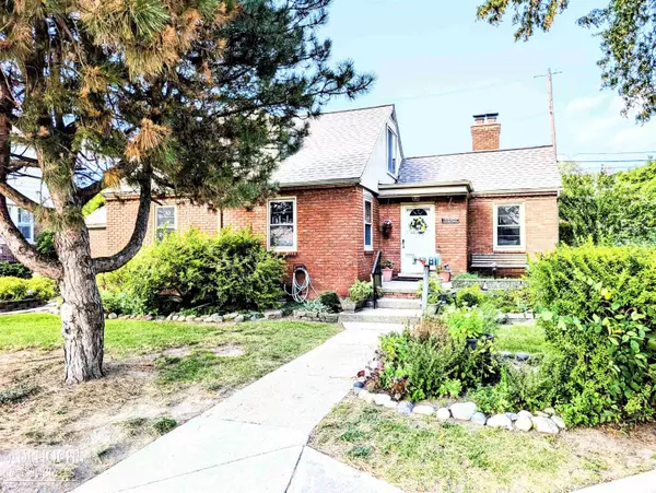 Saint Clair Shores, MI 48081,22515 Wildwood Road