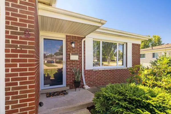 Sterling Heights, MI 48312,13218 Picadilly Drive