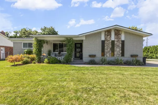 Clinton Township, MI 48036,37943 Santa Barbara