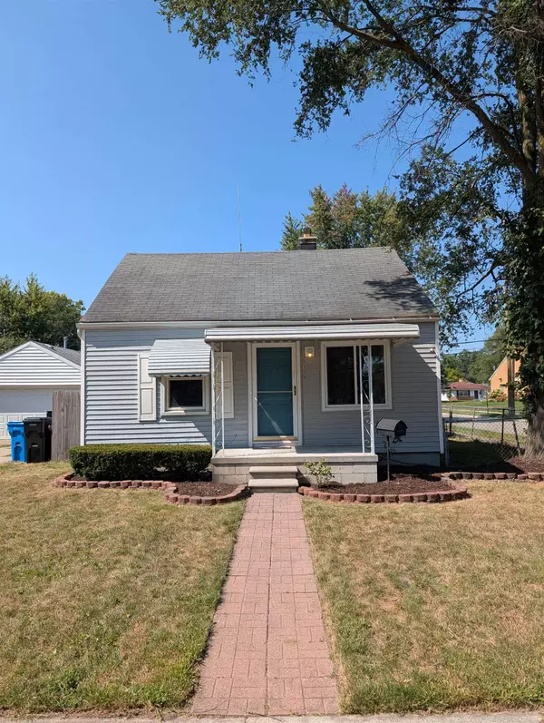 27135 Palmer Boulevard,  Madison Heights,  MI 48071-3272