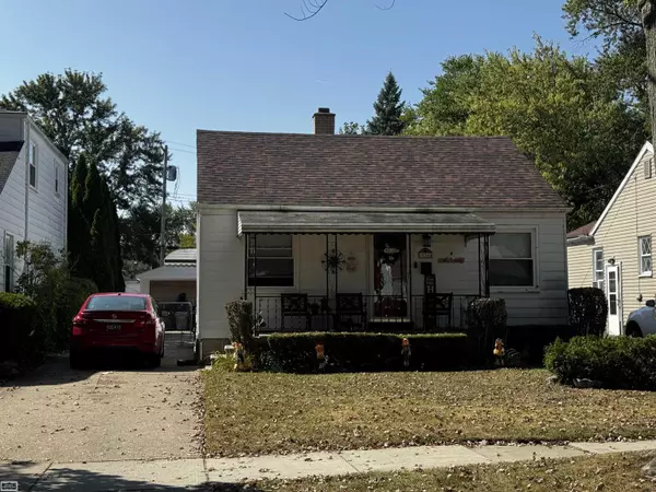 19164 WOODLAND Street, Harper Woods, MI 48225