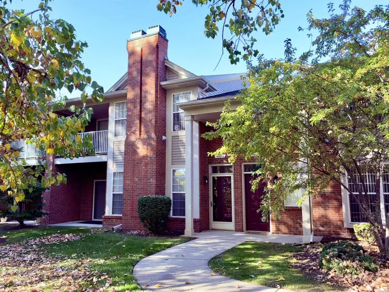 44272 Princeton Drive, Clinton Township, MI 48038