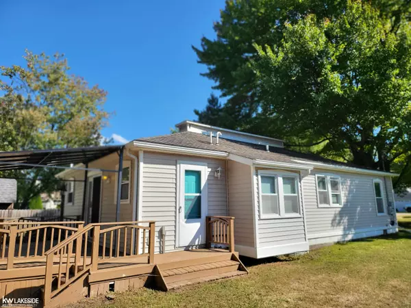 Algonac, MI 48001,2866 Fruit Street