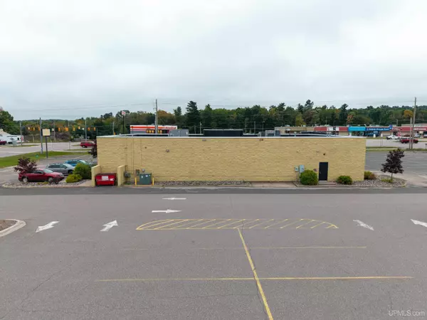 Marquette, MI 49855,2800 US 41 Highway