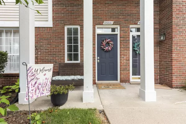 Macomb Twp, MI 48044,45691 Heather Ridge Drive