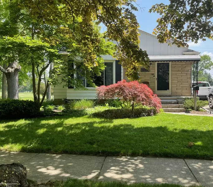 1944 Brookwood Avenue, Royal Oak, MI 48073