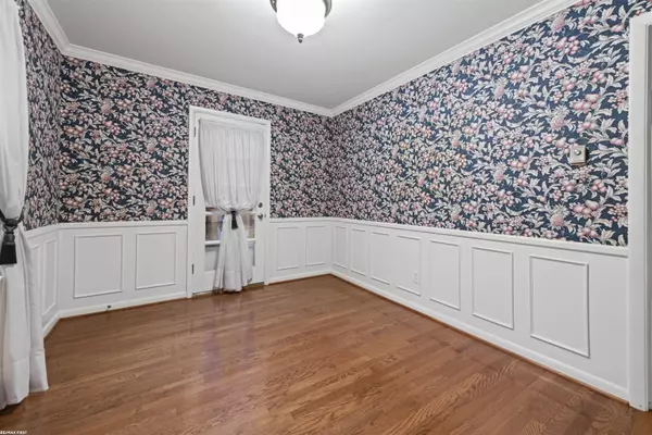 Mount Clemens, MI 48043,62 Huron Avenue