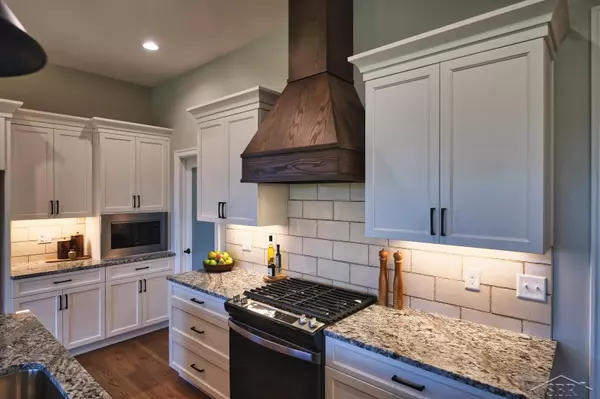 Freeland, MI 48623,4265 Village Green Drive