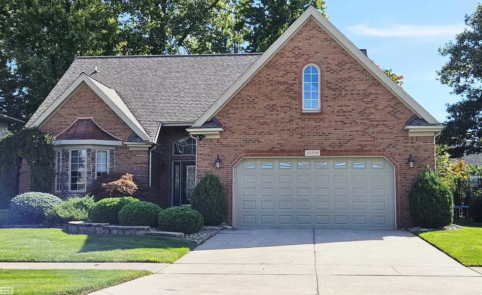 20394 Country Side Drive, Macomb Twp, MI 48044