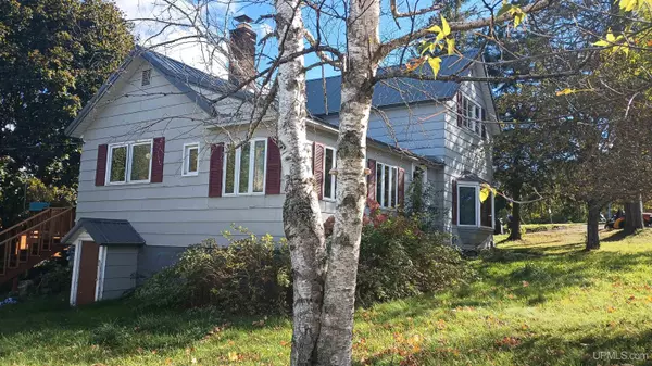 409 S Peck Street, Bessemer, MI 54952-1516