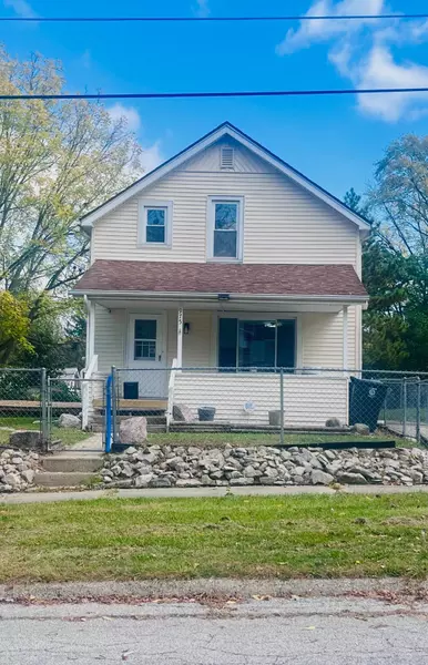 975 Hammond Avenue, Flint, MI 48503-3188