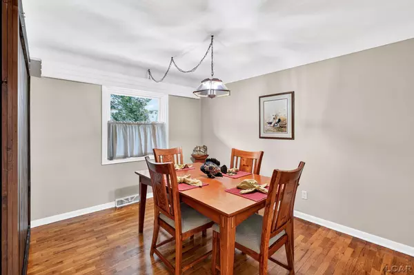 Blissfield, MI 49228,612 High Street