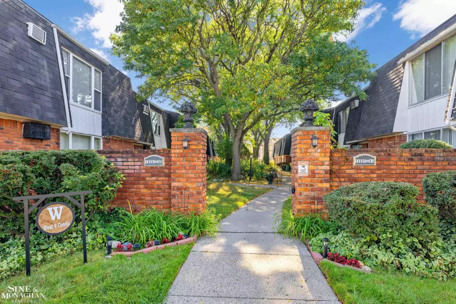 13333 W 9 Mile Road, Oak Park, MI 48237