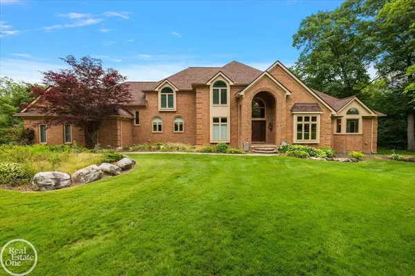 Bruce, MI 48065-4041,69308 Pine River Drive