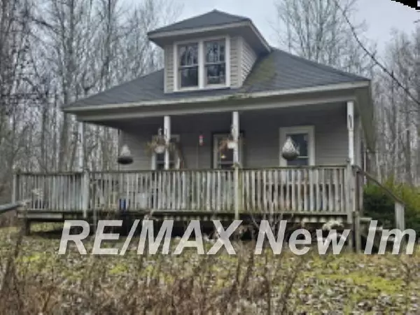 5911 N Water Street, Sanford, MI 48657