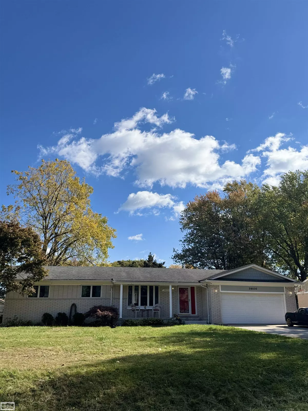 Harrison Twp, MI 48045-3589,38530 Long Street