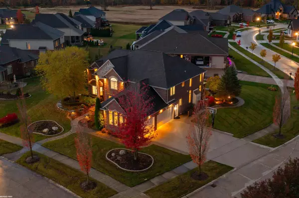 Macomb, MI 48042,56343 Via Serbelloni Street