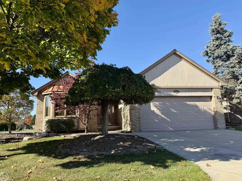 36431 HARNESS CIRCLE Court, Clinton Township, MI 48035