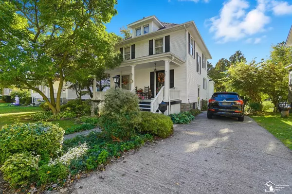 111 W Noble Avenue, Monroe, MI 48162