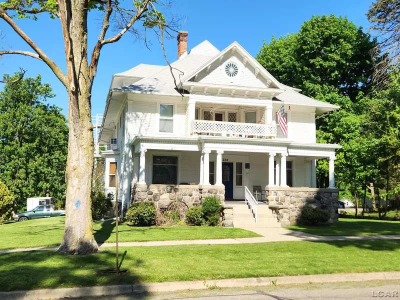 224 Grove Street, Hudson, MI 49247