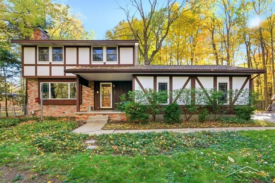 3872 E Marilyn Lane, Midland, MI 48642