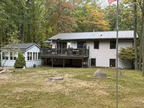 Farwell, MI 48622,2480 Spruce Hill Drive