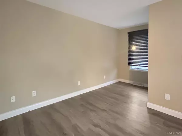 Munising, MI 49862,1468 Nestor Street