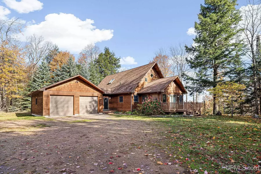 130 Brown Deer (Co Rd KR) Road, Marquette, MI 49855