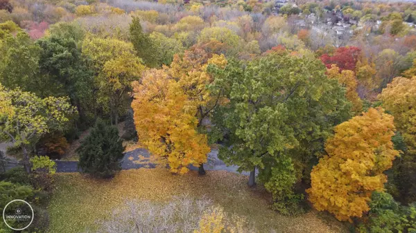 Clinton Township, MI 48036,39401 Cypress Street