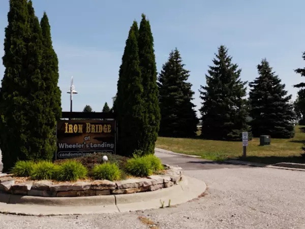 Bay City, MI 48706,59 OR 57 COVE Drive