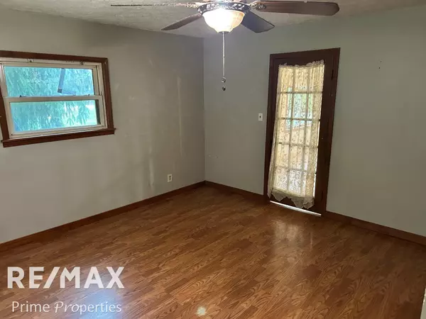 Clio, MI 48420,9865 Tuscola Road