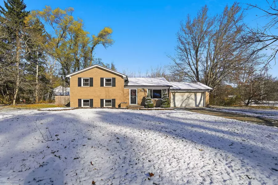 40080 Willis Road, Belleville, MI 48111