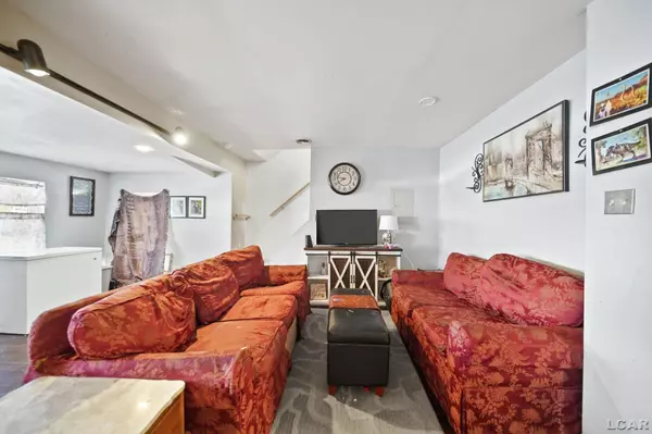 Adrian, MI 49221,820 Mulberry Street