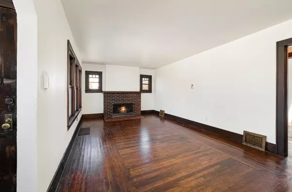 Saginaw, MI 48607,228 N 3rd Avenue